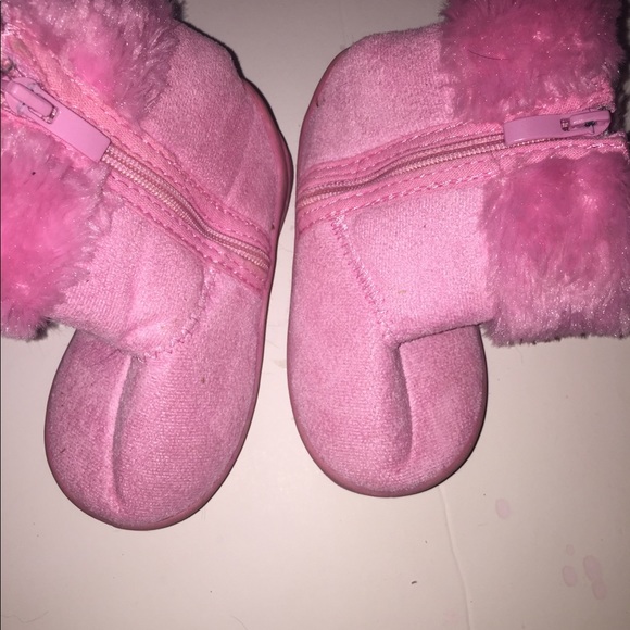 A toddler size 5 shoe bundle - Picture 7 of 16